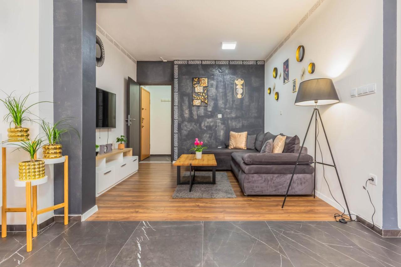 Ferienwohnung Downtown Deluxe Omiš Exterior foto